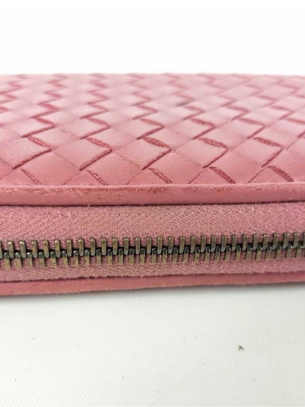 Bottega Veneta Pink Intrecciato Zip Wallet - Picture 5 of 9